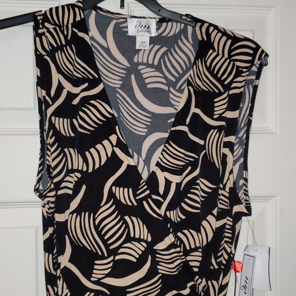 Geo Pattern wrap dress - Picture 3 of 5